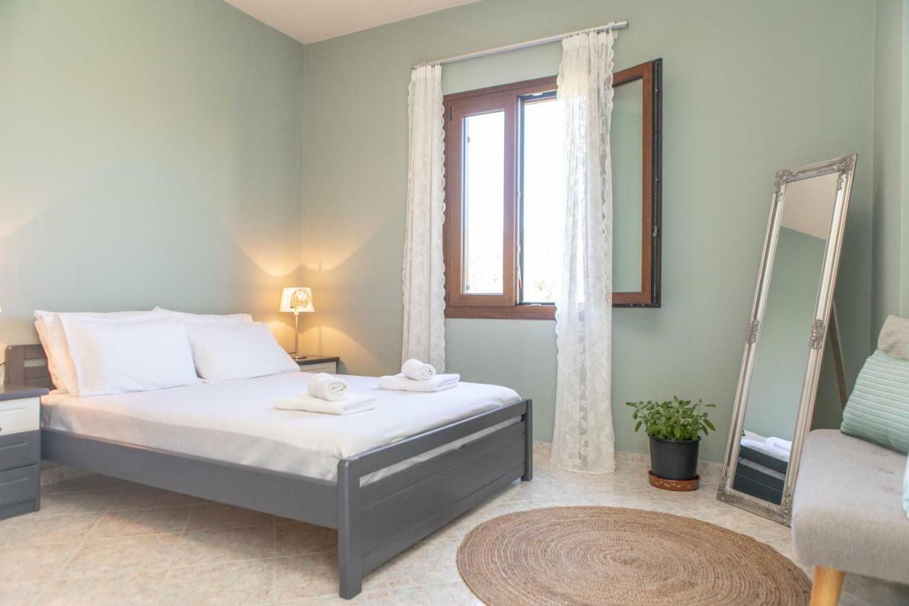 Naxos View Apartment Glinado Naxos ภายนอก รูปภาพ