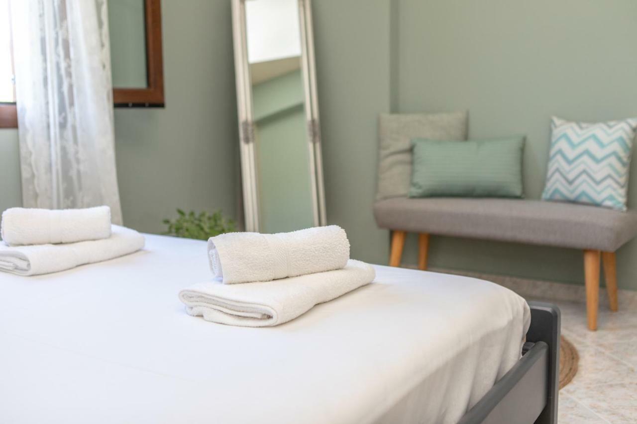 Naxos View Apartment Glinado Naxos ภายนอก รูปภาพ